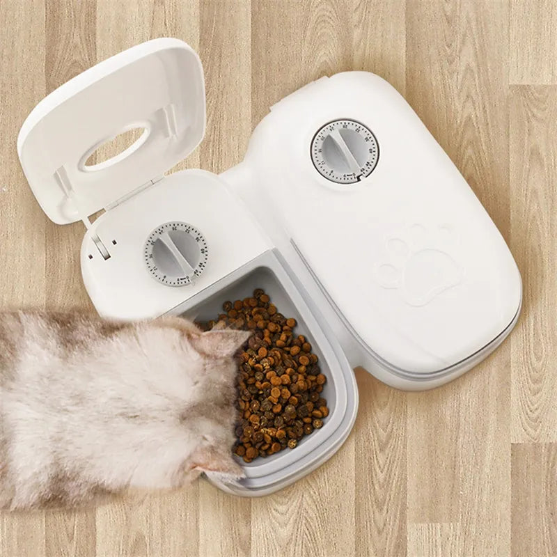 Distributeur Automatique de Croquettes — Pour Maîtres Absents