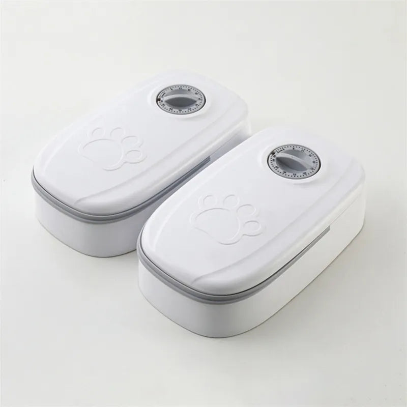 Distributeur Automatique de Croquettes — Pour Maîtres Absents